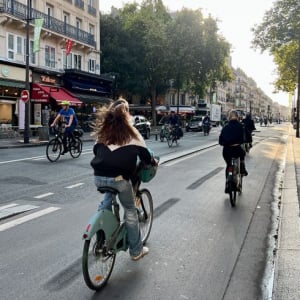 「通勤も買い物も徒歩15分圏内」が世界の常識に？ パリで車が激減した理由とは？ 大阪の街も”大変貌”計画が進行中