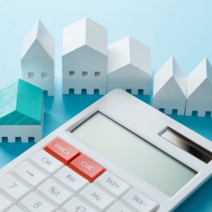 【フラット35】、令和7年度補正予算に伴う制度拡充を実施。借入限度額拡充や借り換えのしやすさなど、変更点を詳しく解説