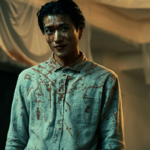 閲覧注意のグロすぎDIY　人体で椅子を作るハードコア・スラッシャー『インコンプリート・チェアーズ』超過激版予告編［ホラー通信］