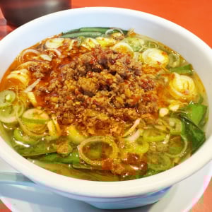 名古屋人に聞きたいのだけどラーメンは「スガキヤ」と「味仙」どっちが好きなのですか