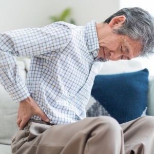 寒暖差が引き起こすぎっくり腰と体調不良―冬土用に知っておきたい東洋医学の知恵
