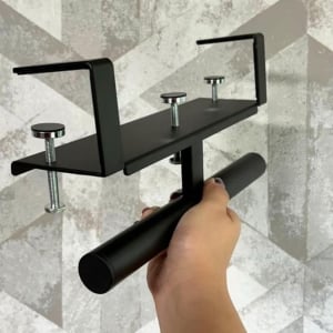 リュックの置き場に悩んでいました。山崎実業のハンガーに出会い、その後…