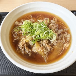 松屋で食べられる「牛めしの肉が入ったラーメン」がスゴイという話
