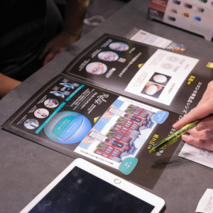 スマホ・PC作業が長い人必見　マガジンサミット担当者が体験したニコン新レンズの実力