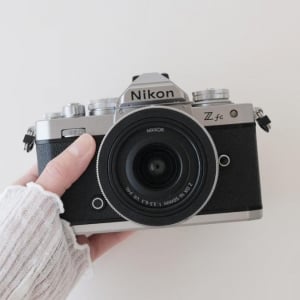 ついつい持ち歩きたくなるカメラ「Nikon Zfc」のおかげで、写真を撮るのがもっと楽しくなった