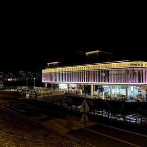 【韓国】 ソウルで人気の「漢江スタバ」新店舗！ 聖水からも近い公園で夜景も楽しめる