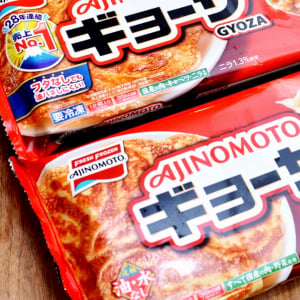 あの冷凍ギョーザ、いつフタなしになるの？→なった！ 新旧味の違いもレポート