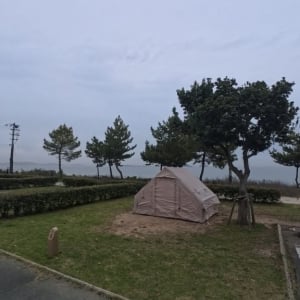 ロッジ型エアテントで雨キャンプ！実際に使ってわかったこと