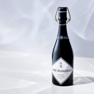 抽選でしか買えない日本酒「百光」、夏の応募開始、通常品と“無濾過”の飲み比べも