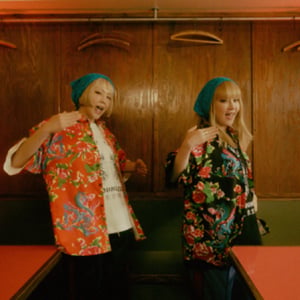 PUFFY、奥田民生プロデュースの新曲「モヤーズ」MV公開