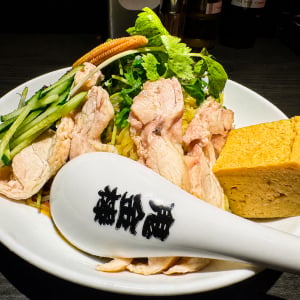 ラーメン屋「鬼金棒Lab」の冷やし中華はウマイのか