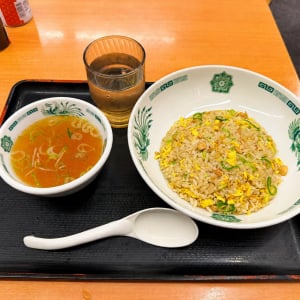 【幸せグルメ】日高屋の人気メニュー・チャーハンを最高に美味しくする方法