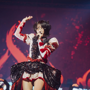 【ライブレポ】ano、「大丈夫」を君に──〈ano Hall Tour 2026 DUAL DINER〉追加公演