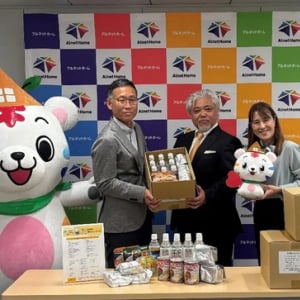 TAiGAホールディングスが、埼玉県子ども食堂に「防災備蓄品セット」を寄贈