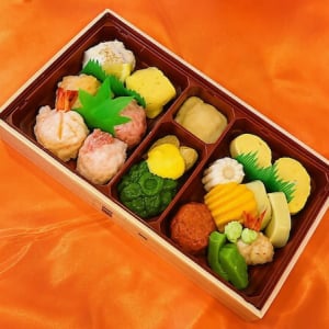 嚥下機能が低下しても食事を楽しめる社会へ。見た目もおいしい嚥下食の試食会を実施