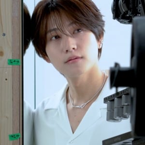 橋本将生、鏡の中で見せた“揺らぐ自分” 新CMで表現した「好きだけど、切ない」