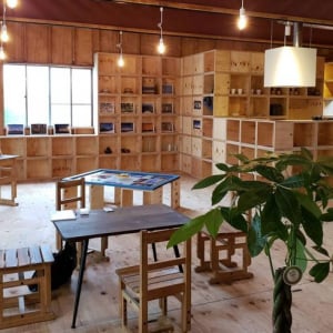 大復活、シャッター商店街！ 空き倉庫1つからお店が増えていく、なぜ？ 5年で18店舗、“身の丈リノベ”の舞台裏｜北海道幕別町・本町エリア