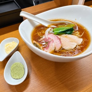 【グルメ】目黒雅叙園の西洋料理部門総料理長を務めた店主のフレンチ系ラーメン屋「麺や一途 神田店」で食べる