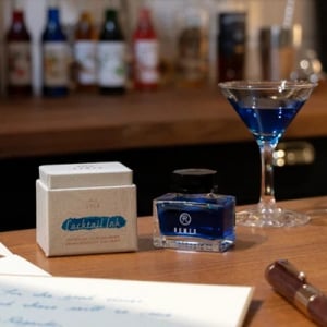 50色以上のインクから好きな色を選びカクテルをつくるようにブレンド！「Cocktail Ink」サービス、伊東屋3店舗で実施