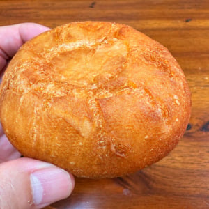 セブンイレブンの「お店で揚げた北海道産小豆使用あんドーナツ」はいいぞ