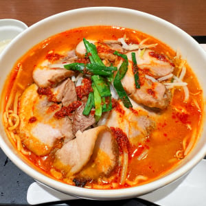 【デニーズ美食】リュウジは苦言！ 井手隊長は大絶賛！ デニーズの「飯田商店ラーメン」を食べた結果