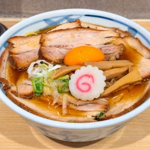 究極の立ち食いそば屋が作った究極のラーメンとおにぎりの相性が最強な件 / 豊はる