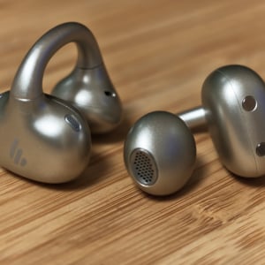 EDIFIER「Comfo Bass Pro」はLDAC対応の高音質なイヤーカフ型完全ワイヤレスイヤホン 10月20日まで30％OFF