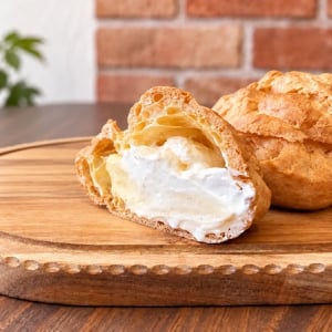 京都・京田辺のグルテンフリー専門店「お米のパンとお菓子もり」が国産米粉で作る「シュークリーム」を発売！土曜限定