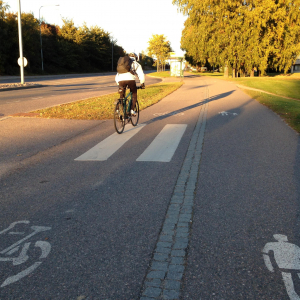 ヘルシンキでは自転車レーンに段差がない