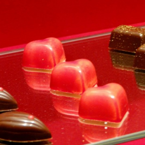 バレンタインチョコを貰えなかったのは“脱チョコ”したから？　礼儀の「義理チョコ」に疲れた「脱チョコしたい」女性が72％も！