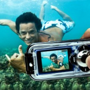 『iPod nano』で水中動画撮影ができる！ 完全防水ケースなどをトリニティが発売