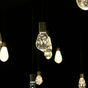 輝く水風船の部屋“Water Balloon Room”初展示！　アイデアが光る「エコ＆アートアワード2014」も同時開催中