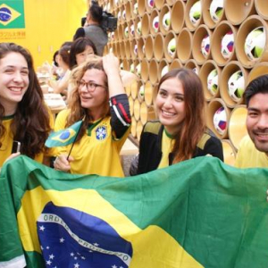 母国の勝利にゴキゲンなブラジル大使館が朝食を振る舞ってたので行ってきた