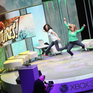 マイクロソフトがプレイヤー自身をコントローラーにする『Xbox360』の『Kinect』を正式発表