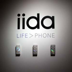 KDDI 『iida』新モデルは『LIGHT POOL』！　デザイナー坪井浩尚氏インタビュー