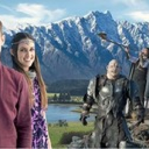 ニュージーランド航空×映画『ホビット』の機内安全ビデオ 思わず見入ってしまう楽しさ！