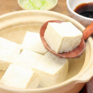 寒い日にお家でほっこり。湯豆腐おすすめレシピ3選