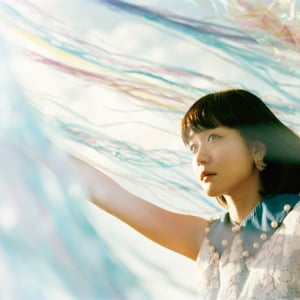 吉澤嘉代子“忘れかけてしまった魔法をとりもどす”新曲ムービー公開