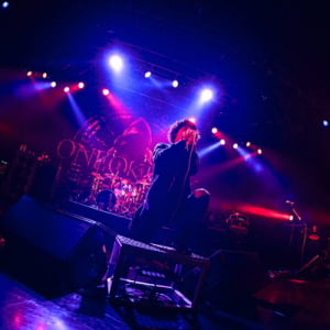 ONE OK ROCK 沖縄で800名限定のスペシャ公開収録ライブを実施「朝まで全部この時間くれてやる」