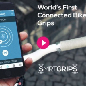 何でもスマート化すりゃいいってもんじゃないよ！（笑）スマートフォンと連動する自転車のグリップ『smrtGRiPS』