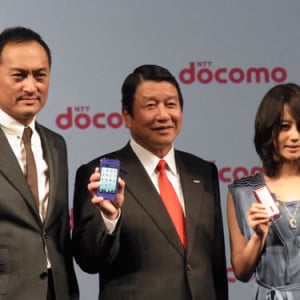 ドコモの2010～2011年冬春モデル発表　Androidスマートフォンは『LYNX 3D SH-03C』『REGZA Phone T-01C』『Optimus chat L-04C』の3機種