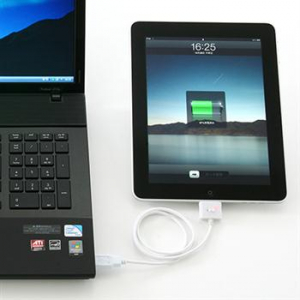 『iPad』をWindowsパソコンから充電できる『iPad充電＆同期ケーブル』