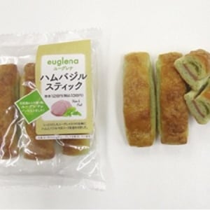 朝食にもピッタリ!!ファミリーマートより、話題の“未来食品”ユーグレナを練りこんだ「ハムバジルスティック」が登場