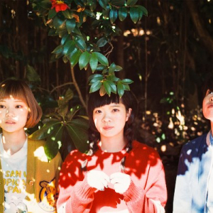 SHISHAMO、スペシャルライブ配信決定　「量産型彼氏」ほか計8曲演奏